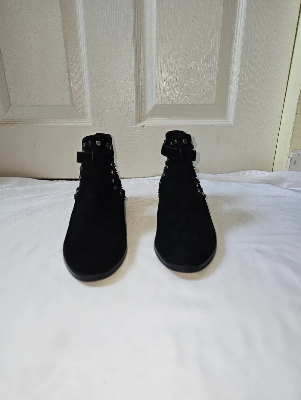 Carlos by Carlos Santana Black Studded Cutout Ankle Boots Size 8M